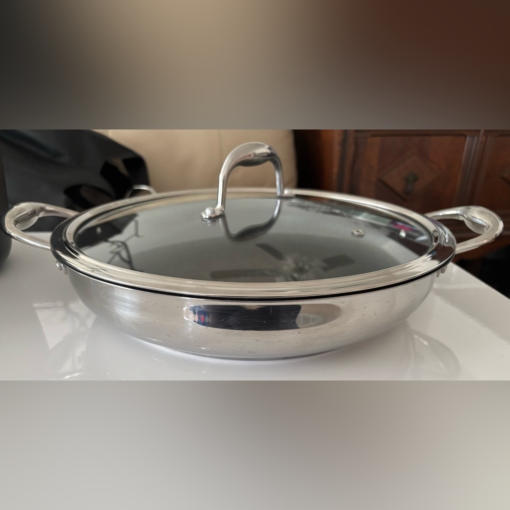 Meyer Accolade Stainless Steel Everyday Pan Non Stick Skillet with cover